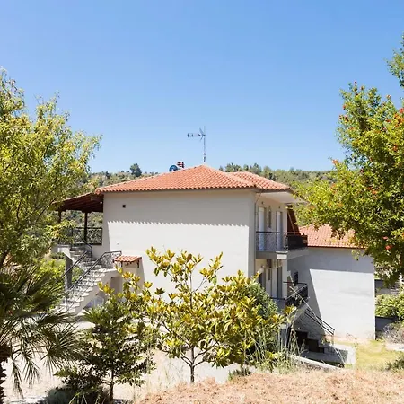 Apartment Fotini's House *